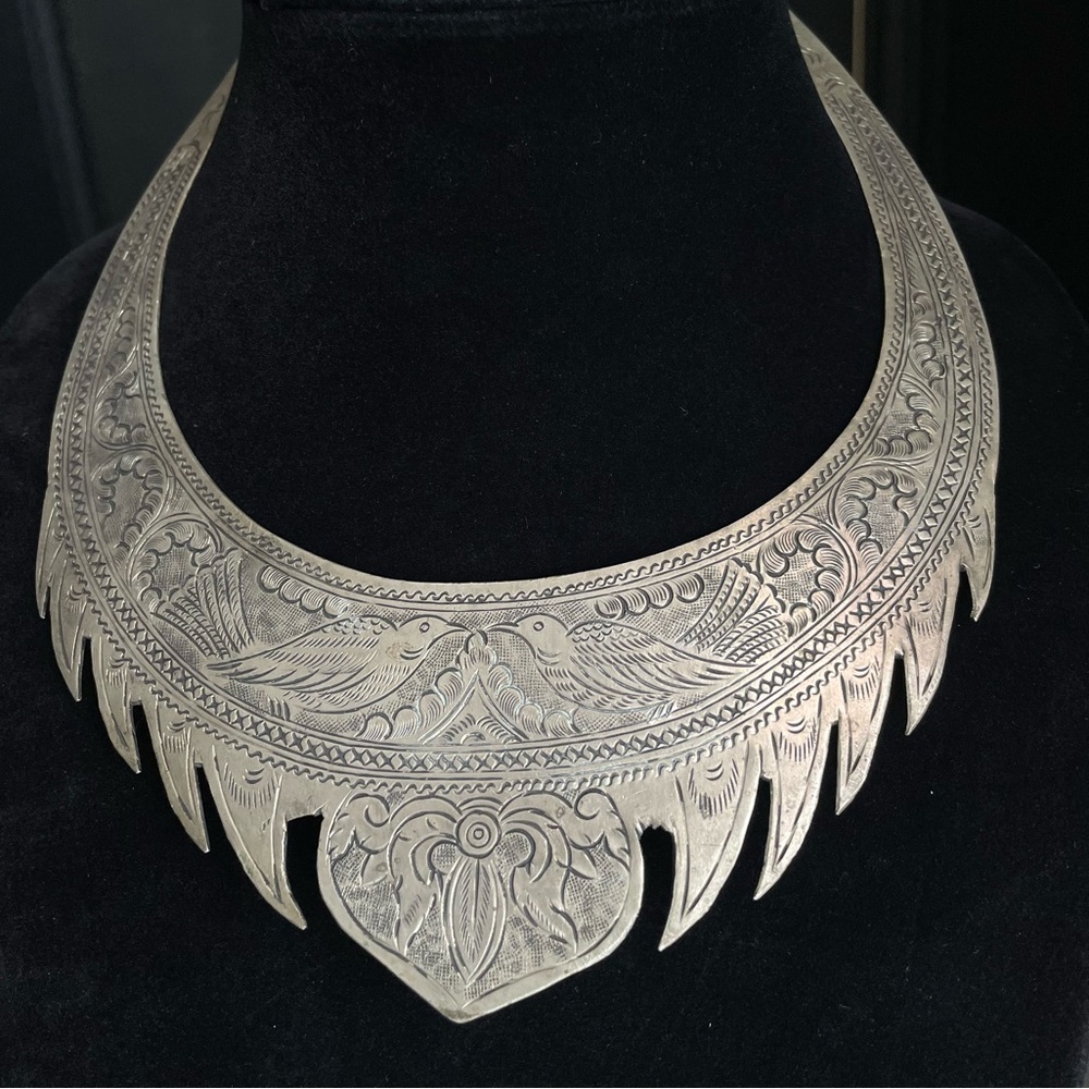 Vintage Etched Bird Ethnic Humong Necklace
